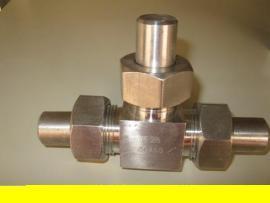 焊接式管接頭、液壓管接頭、高壓接頭 選購指南與金永鑫液壓設(shè)備配件解析